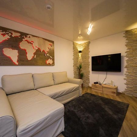 מצינגן Landmann Apartment Metzingen מראה חיצוני תמונה