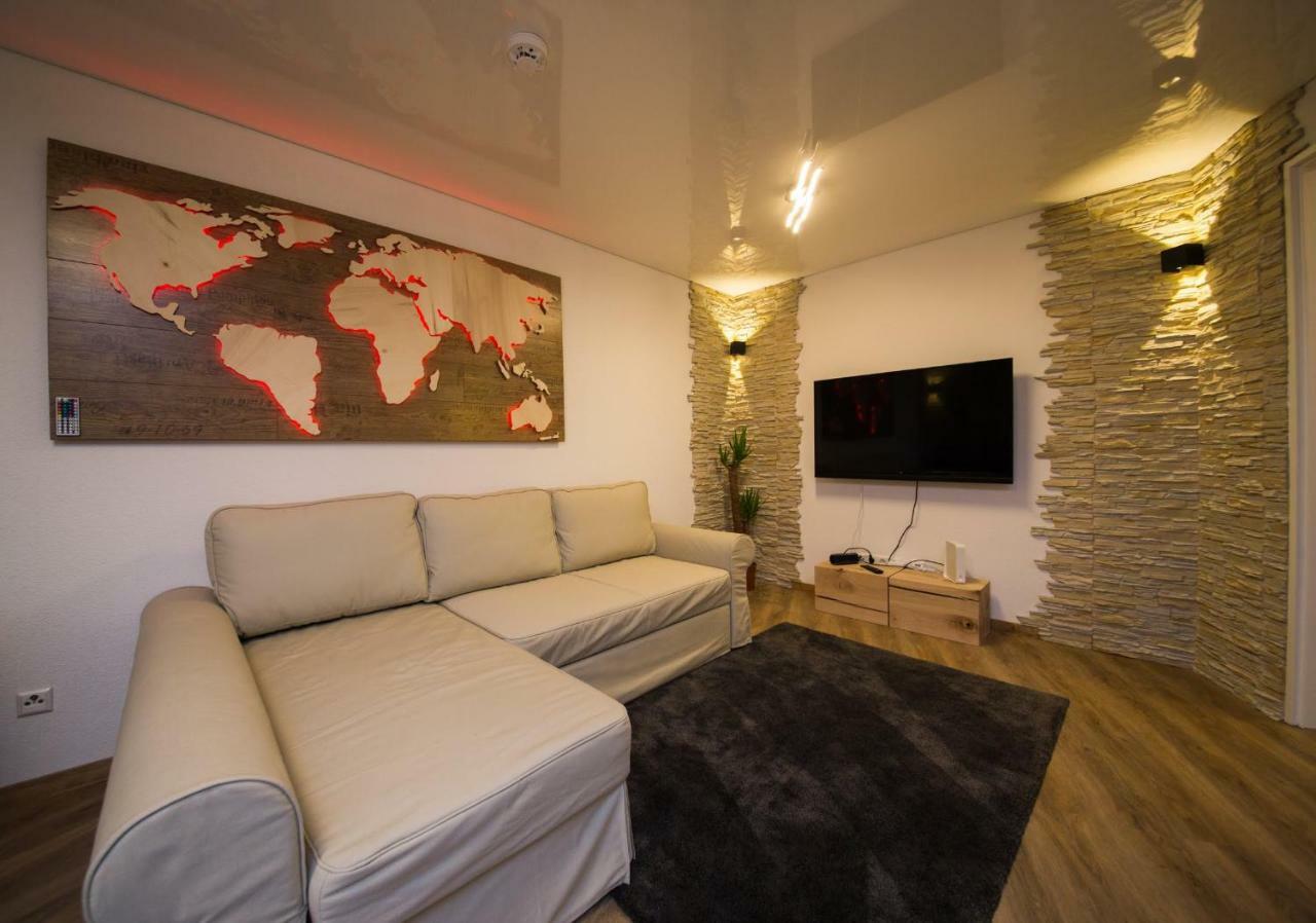 מצינגן Landmann Apartment Metzingen מראה חיצוני תמונה